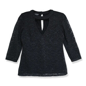 ✨️4/$20. BEBE Black Lace Long Sleeve with Cutout, M